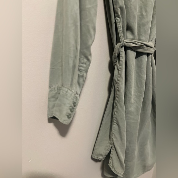 Guess Long Sleeve Belted Shirt Dress | Size XS - Picture 4 of 5